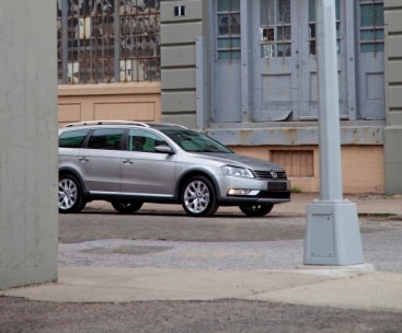 VW Alltrack.jpg