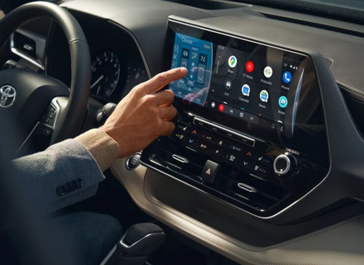 2022 Toyota Highlander Technology.jpg