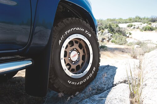 Tacoma_2015_TRD_16_inOff_RoadBeadlock_StyleAlloyWheel_HRsmall.png