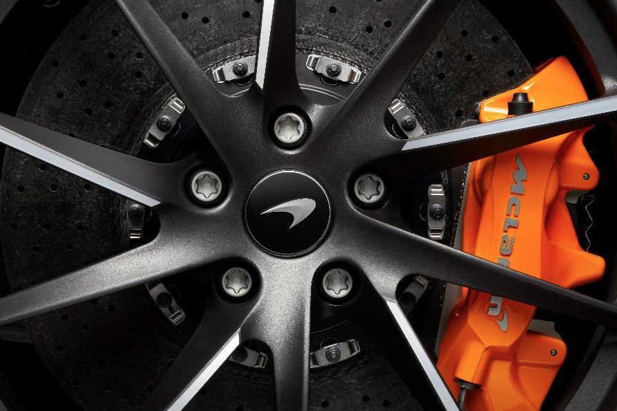 MSO-DEFINED-TITANIUM-WHEEL-BOLTS.jpeg