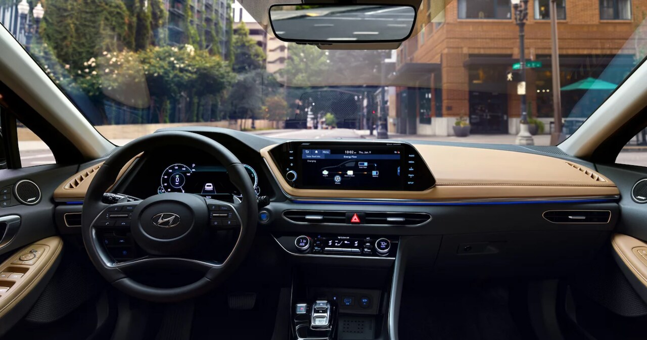 2023 Hyundai Sonata Hybrid Interior.png