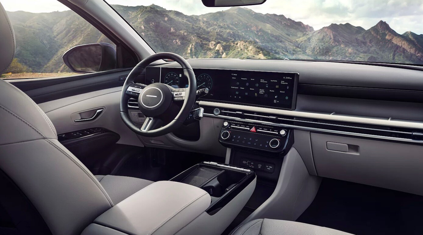 2026 Hyundai Tucson Interior and Technology.jpg