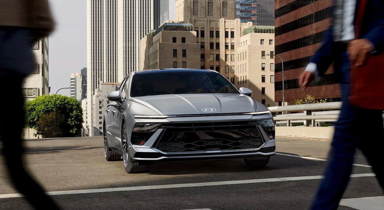 2025%20Hyundai%20Sonata%20Hybrid%20-%20Towne%20Hyundai.jpg