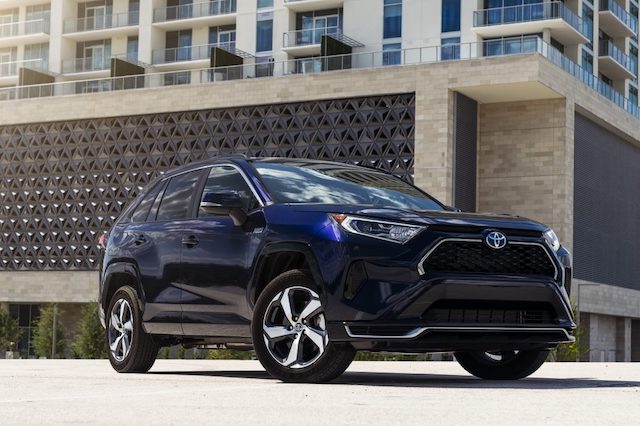 Toyota_2021_RAV4