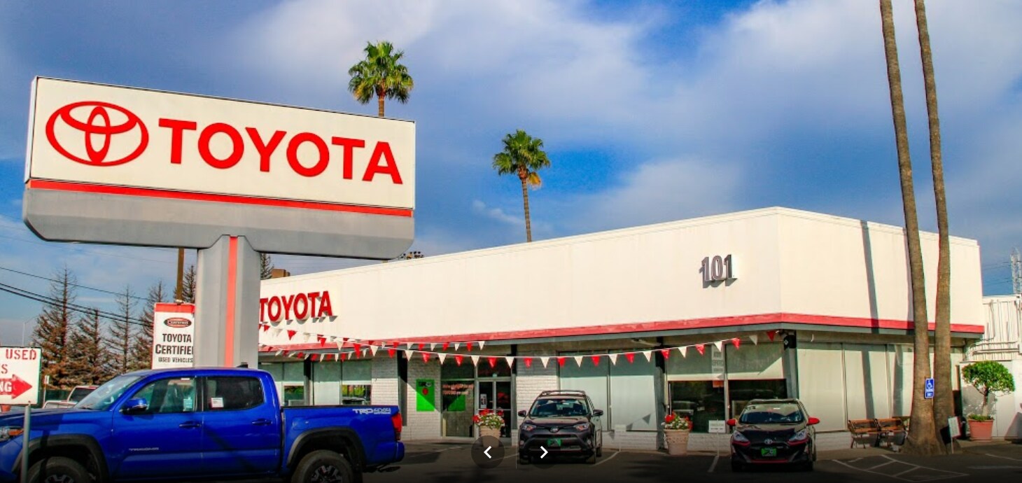 Toyota-Dealership.png Toyota Dealer Redwood City, CA