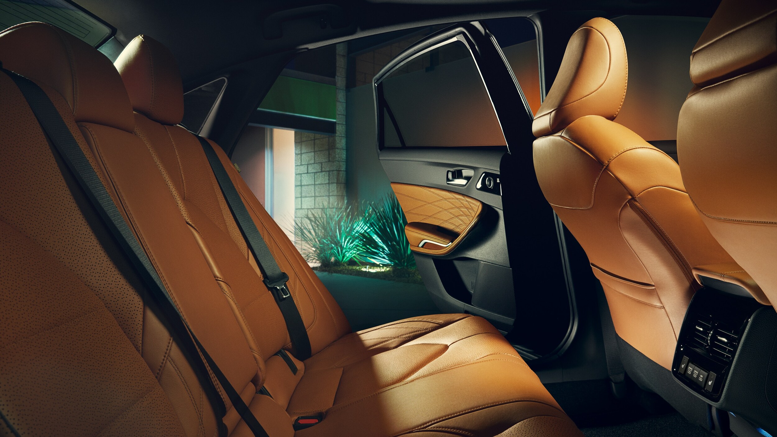 2021 Toyota Avalon Interior