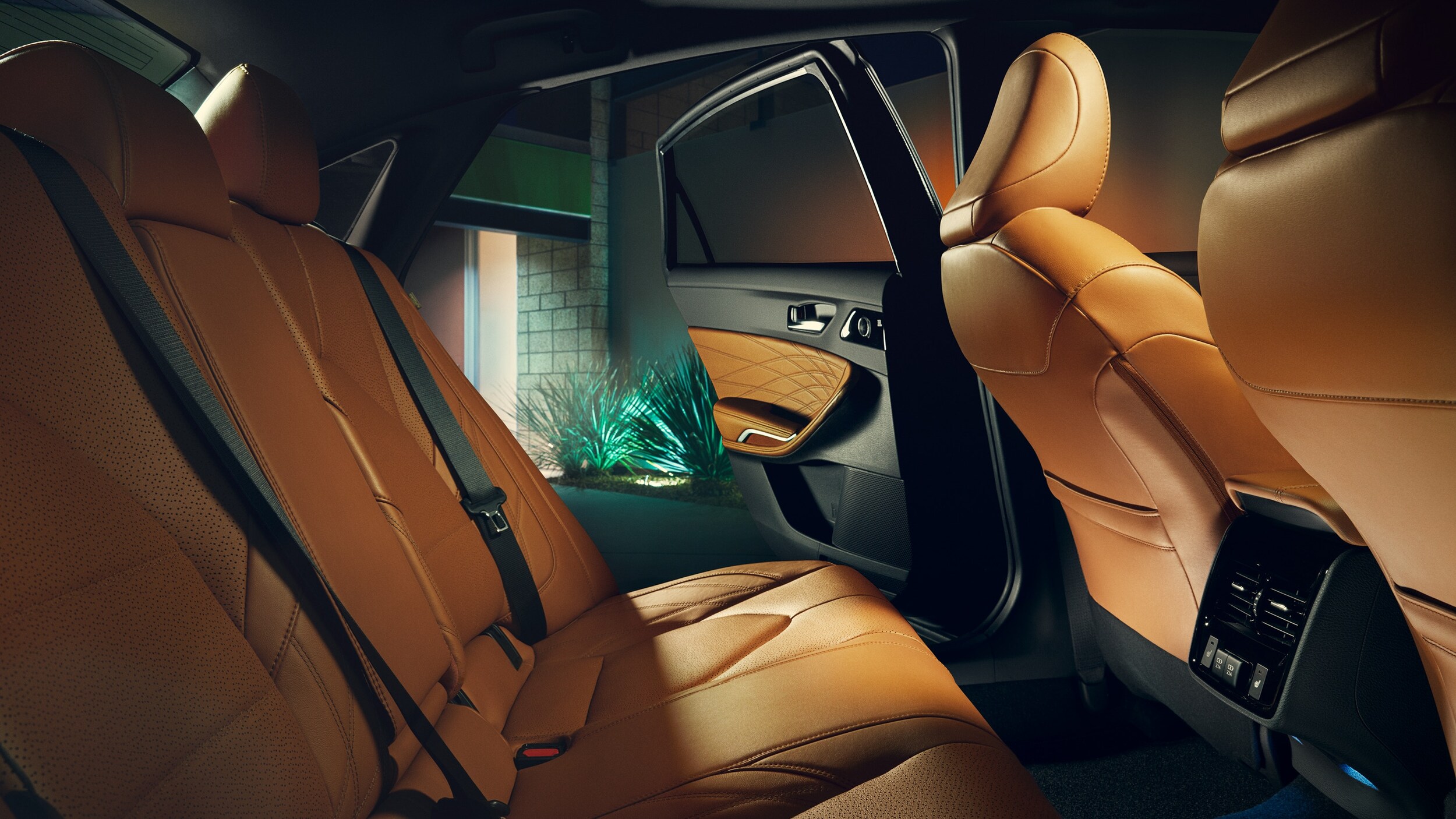 2020 Toyota Avalon Interior