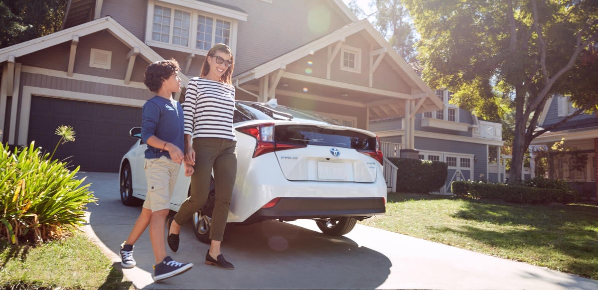 Toyota Prius Efficiency & Performance 2019 Toyota Prius Efficiency & Performance