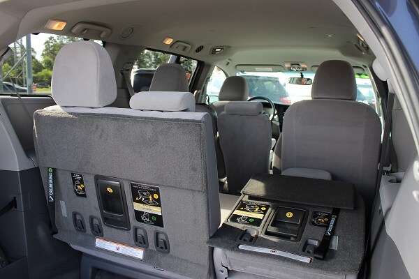 cheap new Toyota 2017 Toyota Sienna near Orlando