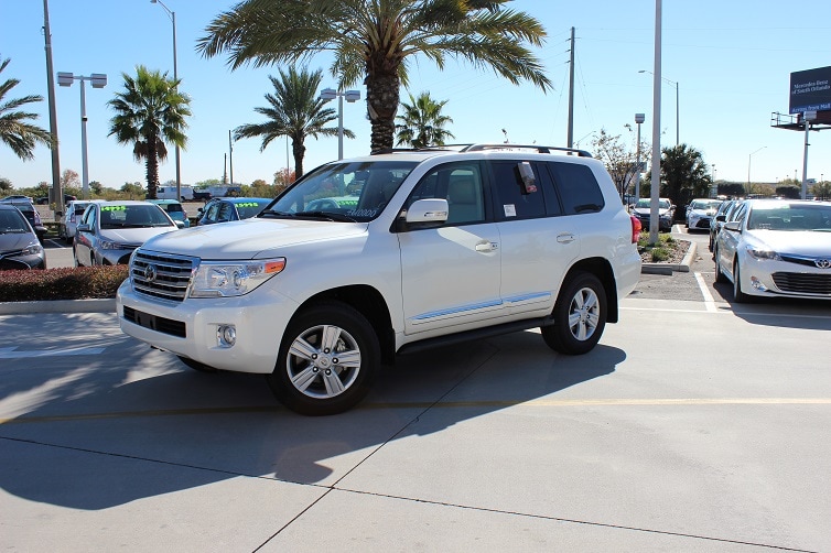 Toyota SUVs 2015 Toyota Land Cruiser
