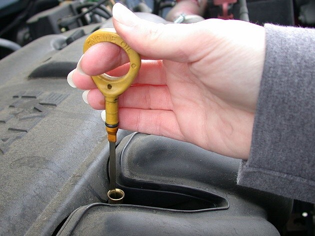 car fluid maintenance routine maintenance in Orlando
