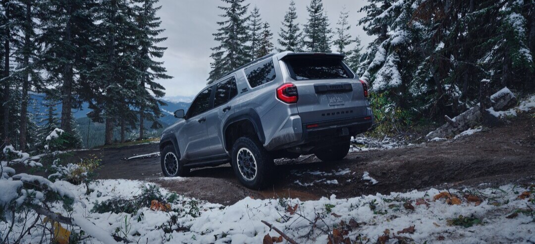 Toyota 4Runner i-FORCE MAX