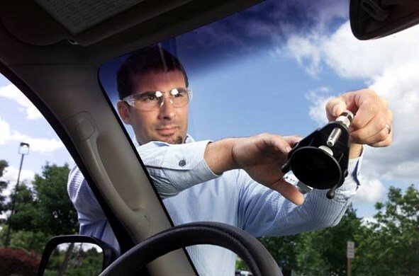 windshield replacement auto repair in Charlotte