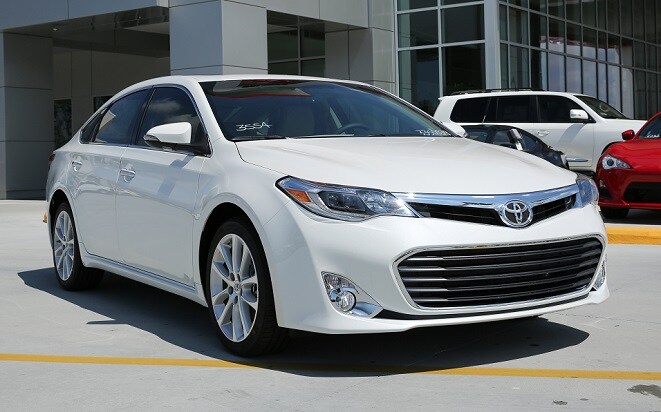 Toyota Avalon in NC car lease in N Charlotte