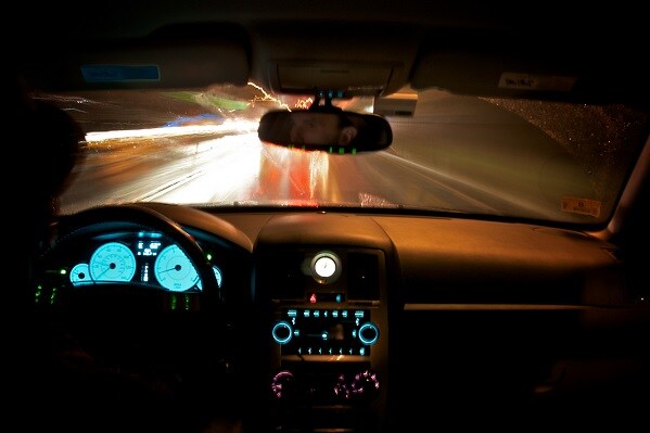safe driving Defensive driving at night