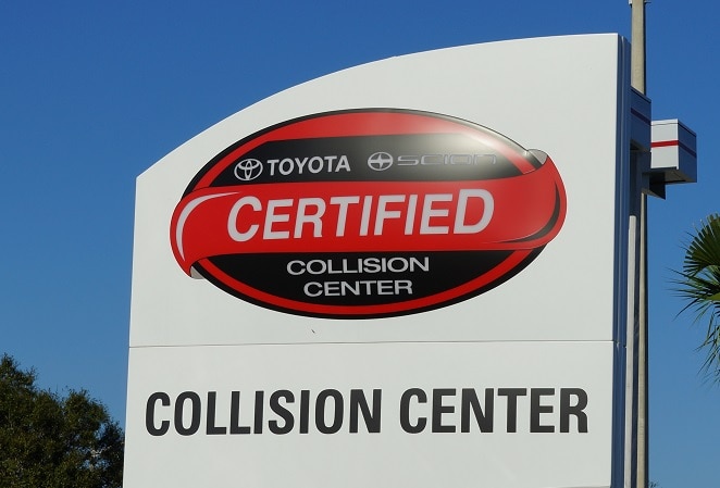 Toyota dealership in NC Toyota Collision Center in Charlotte