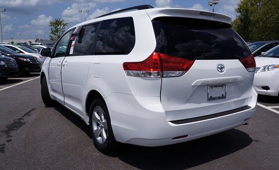N Charlotte Toyota Sienna 2013 Toyota Sienna near Charlotte