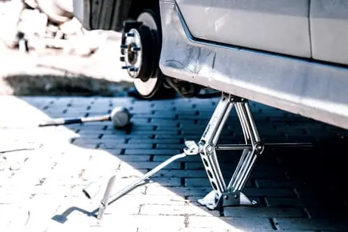 tire-change.webp