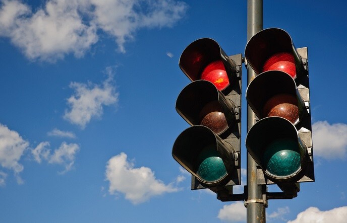 traffic lights road safety tips