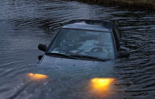 car sinking Orlando Toyota safety tips