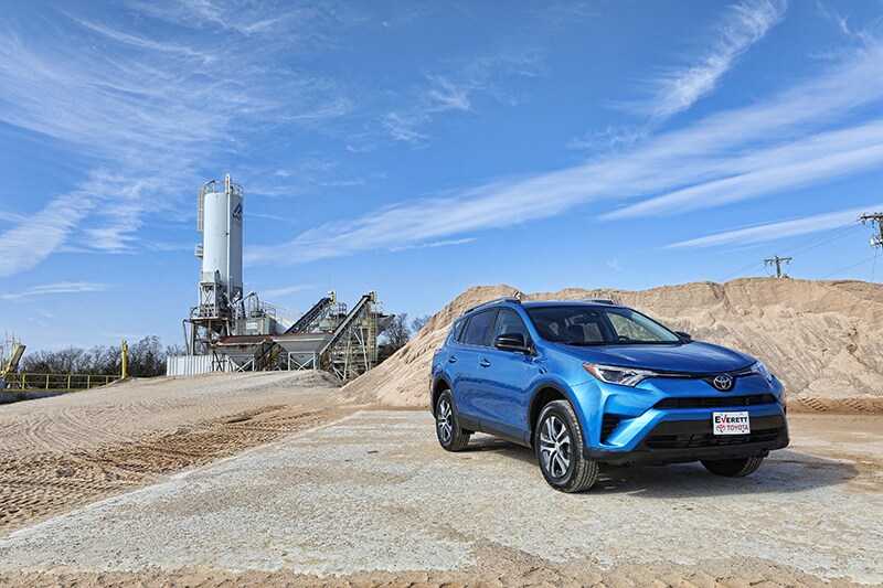 18 RAV4 1.jpg