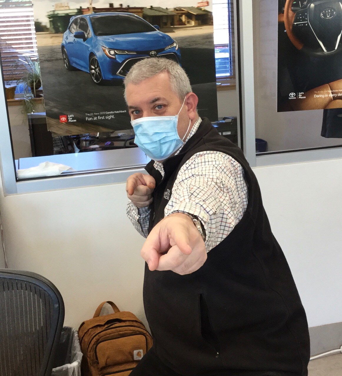 Dan with mask.jpg