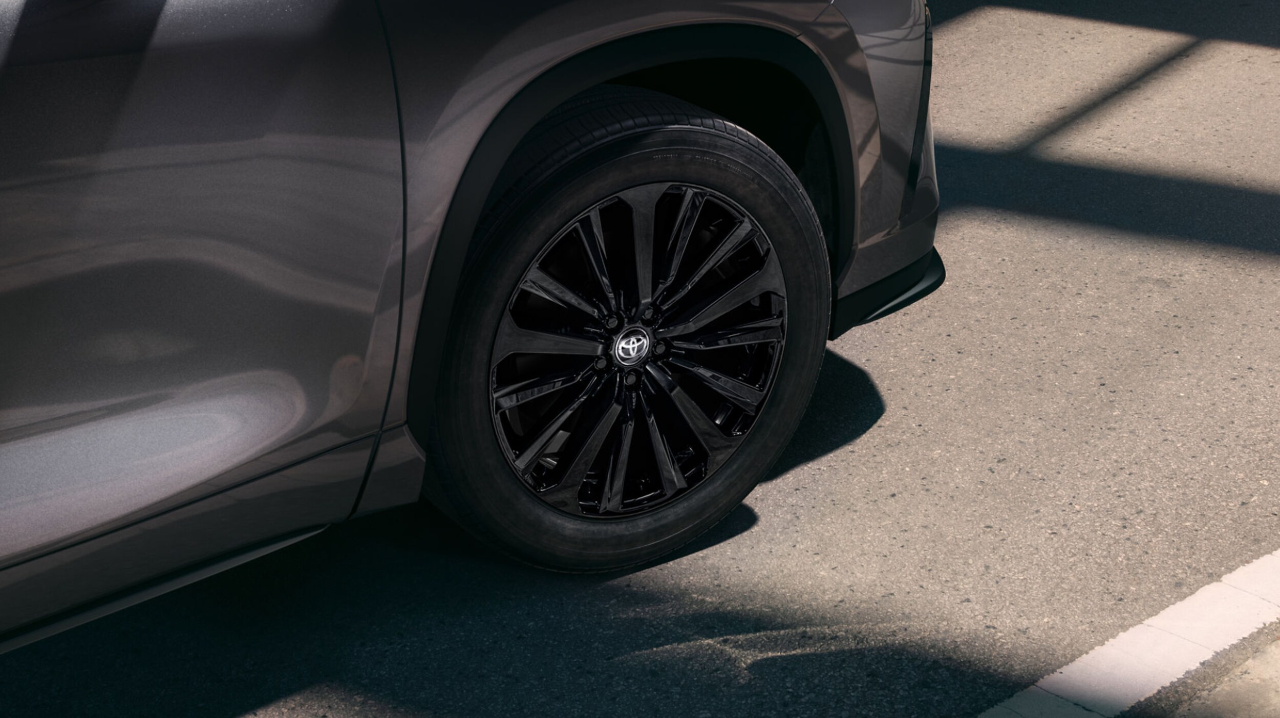 New Toyota Highlander Hybrid SUV Near Me - Serving Greenville, TX