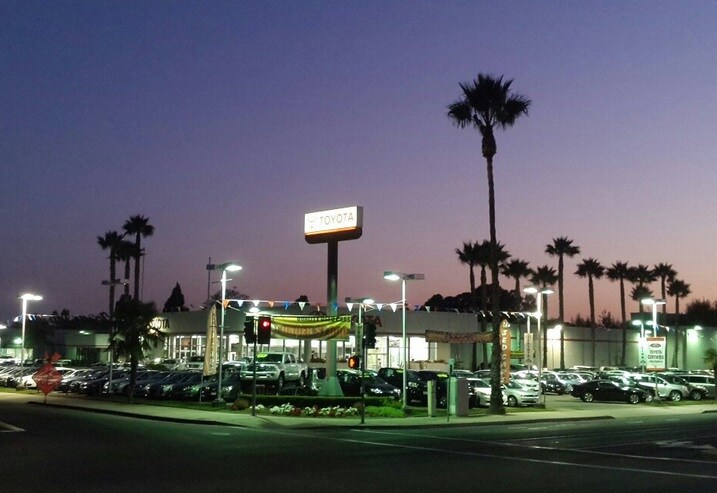 Toyota of Santa Barbara Dealership