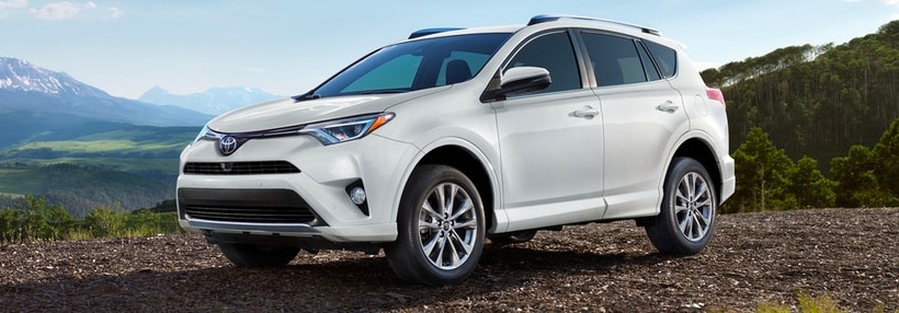 The New 2018 Toyota RAV4 exterior in white The New 2018 Toyota RAV4 exterior in white