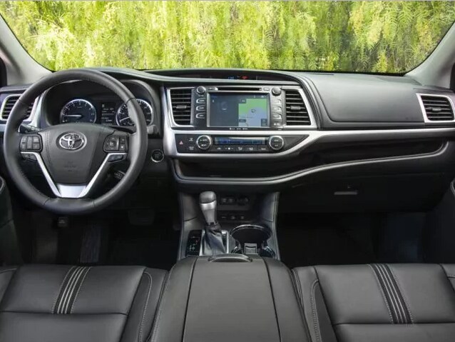 2018-Toyota-Highlander-Interior.png