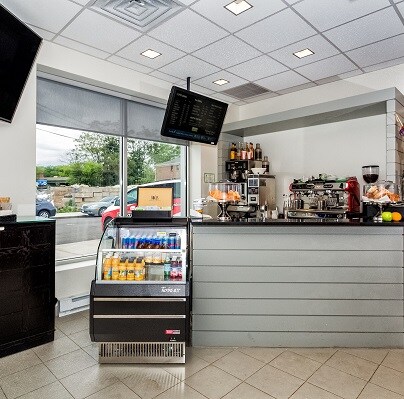 Toyota-car-stamford-service-certified-connecticut-free-wifi-customer-service-cafe-amenities.jpg