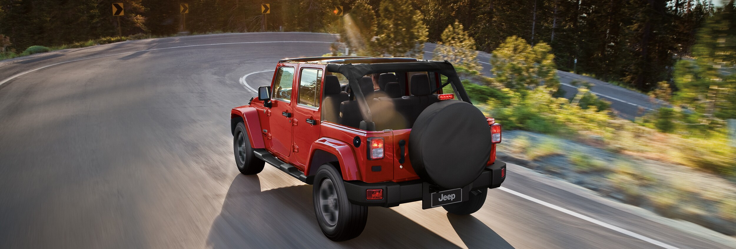 2017-Jeep-Wrangler-Unlimited-Sport-SUV-L02 (2).png