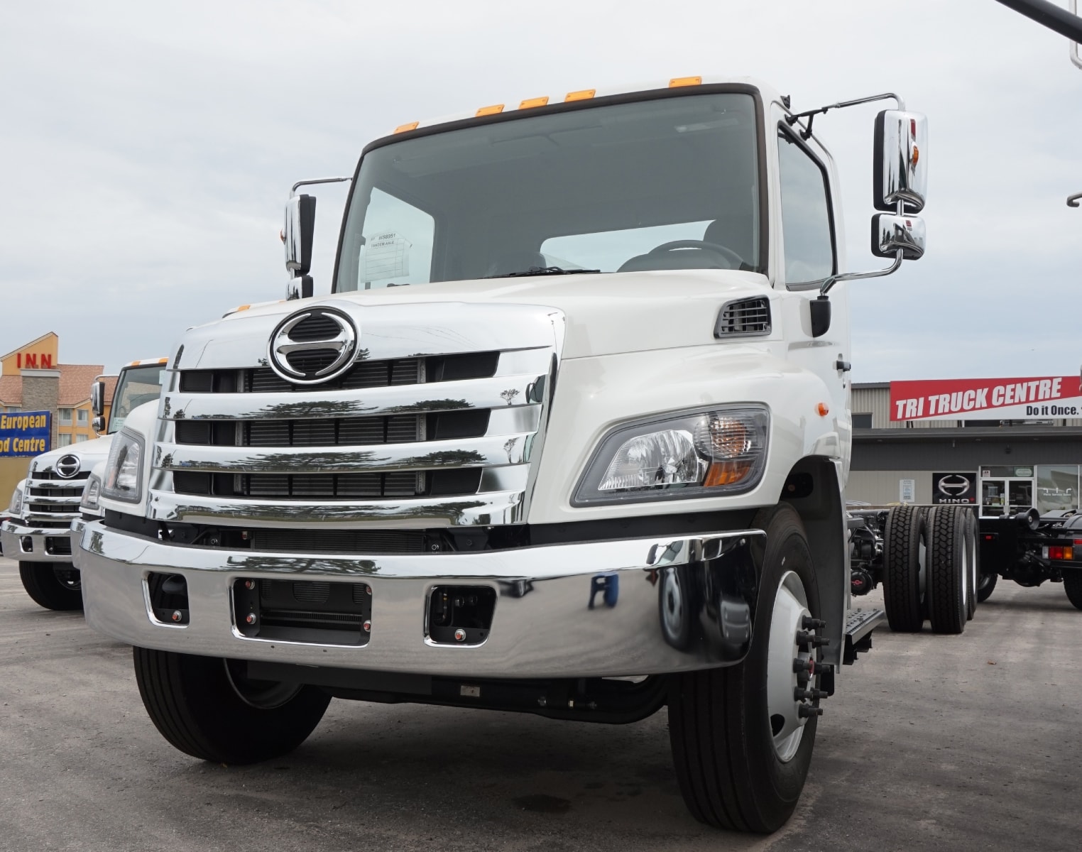 Featured New Trucks in Barrie |Tri Truck Centre Inc ...