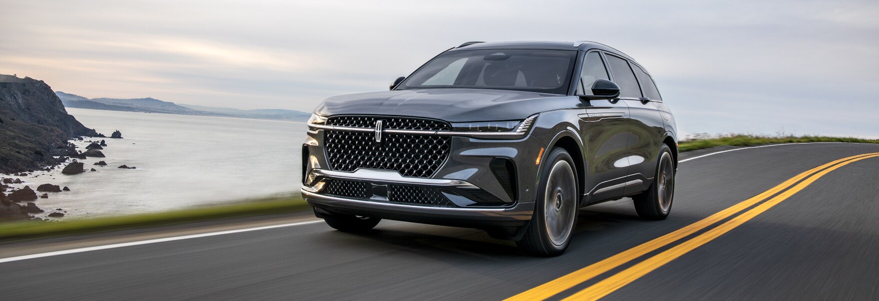 2020-Lincoln-Lineup-L03%20(1).jpg