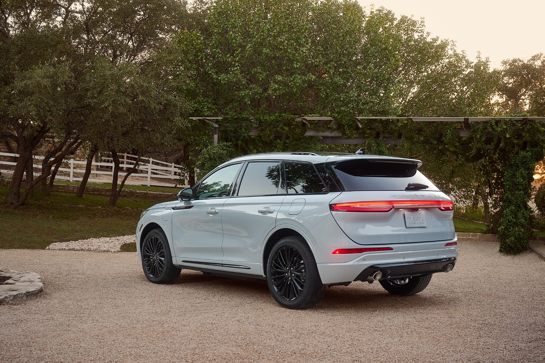 Hybrid Car Dealer Royal Oak MI