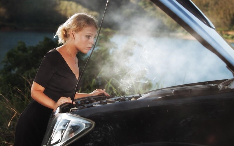 Signs Your Transmission Fluid Needs Changing