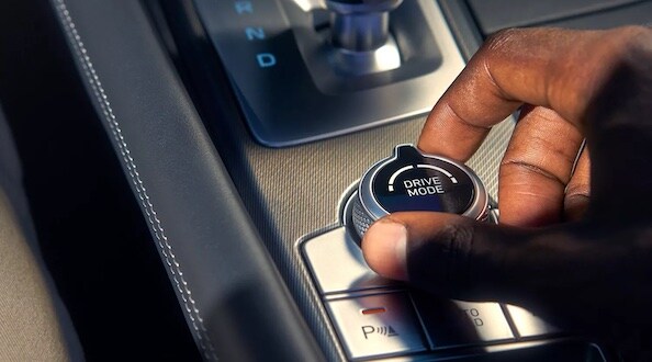 There are many pros of the Genesis G70 including a great warranty, powerful engine options, competitive pricing, and more.