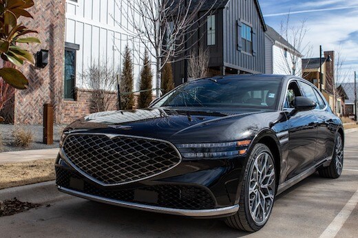 There is a list of pros and cons of the Genesis G90 and it's important to have a comprehensive breakdown of luxury sedans.