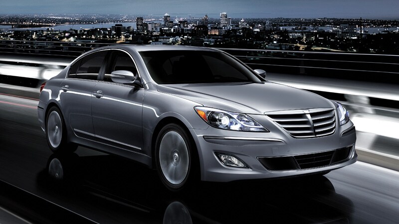 genesis-hyundai-2013-05.jpg