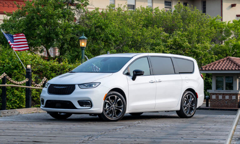 2026 Chrysler Pacifica Exterior On Bridge