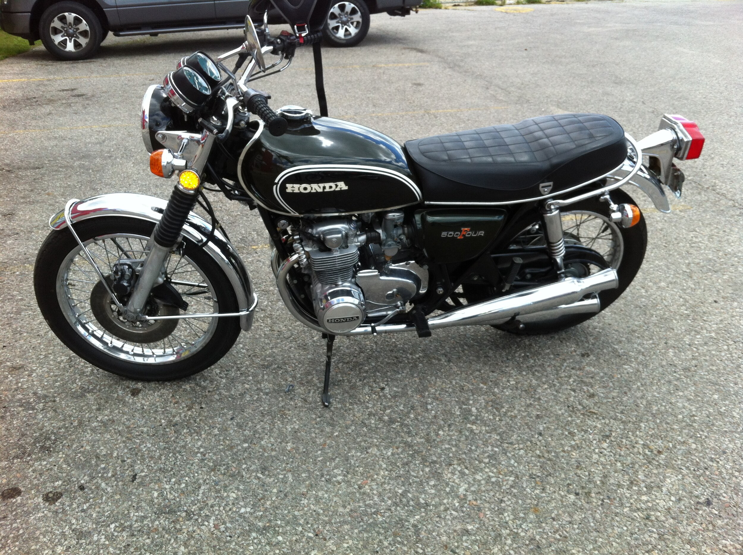 CB550_Four_1.jpg