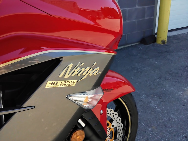 New 2015 KAWASAKI Ninja ZX-14R ABS For Sale | Guelph ON New 2015 KAWASAKI Ninja ZX-14R ABS For Sale | Guelph ON