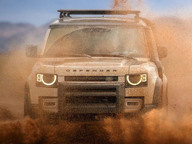 Land Rover Defender