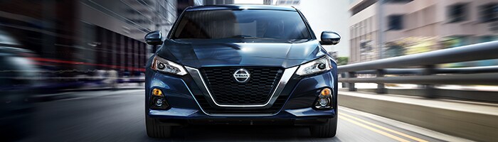 2019-Nissan-Altima-Platinum-FWD-Sedan-L05.jpg