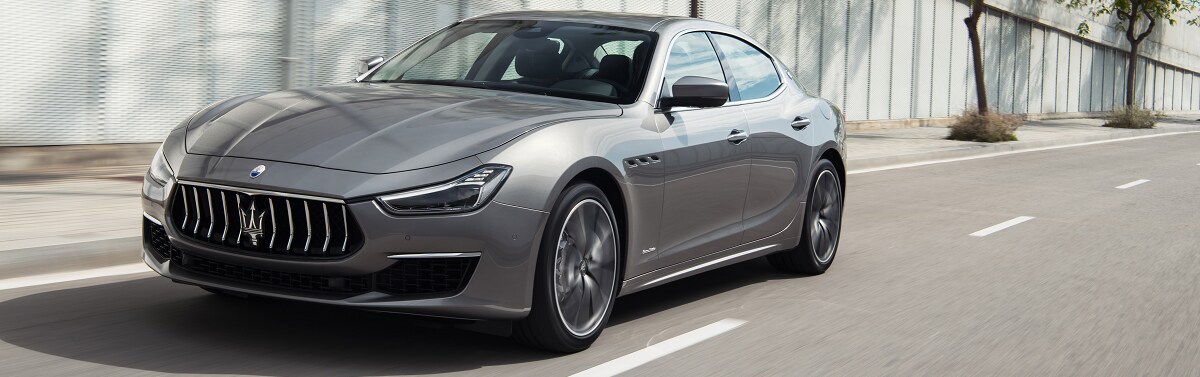 2019_Maserati_Ghibli_V6_GL_Exterior