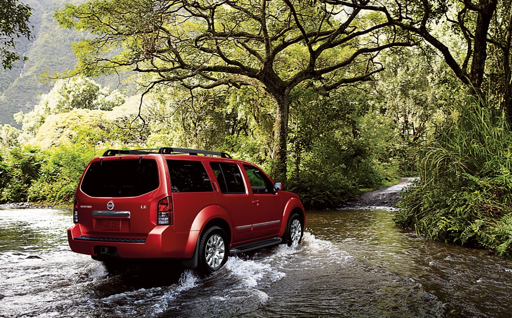 2012 Nissan Pathfiinder Stream 1000.jpg