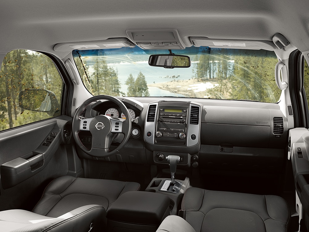 2012 Nissan Xterra Interior 1000.jpg