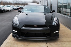 uftring-nissan-gt-r.jpg