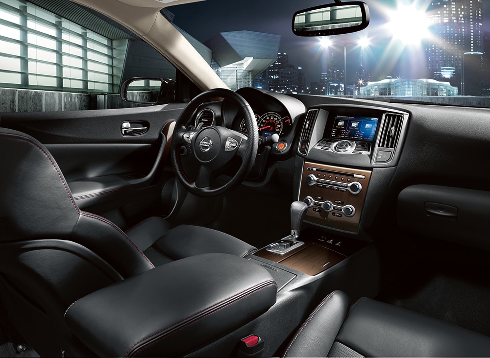 2012 Nissan Maxima Interior 1000.jpg