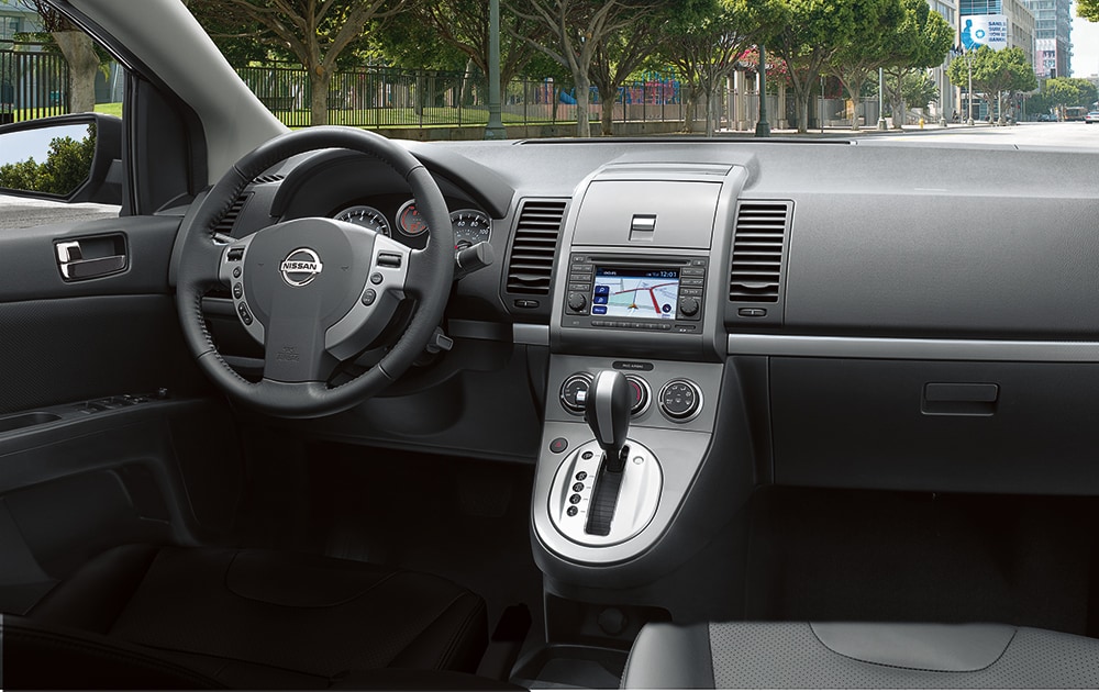 2012 Nissan Sentra Interior 1000.jpg